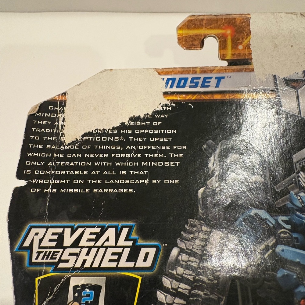 Brand New 2010 Transformers Reveal the Shield Mindset Figure - Picture 11 of 16